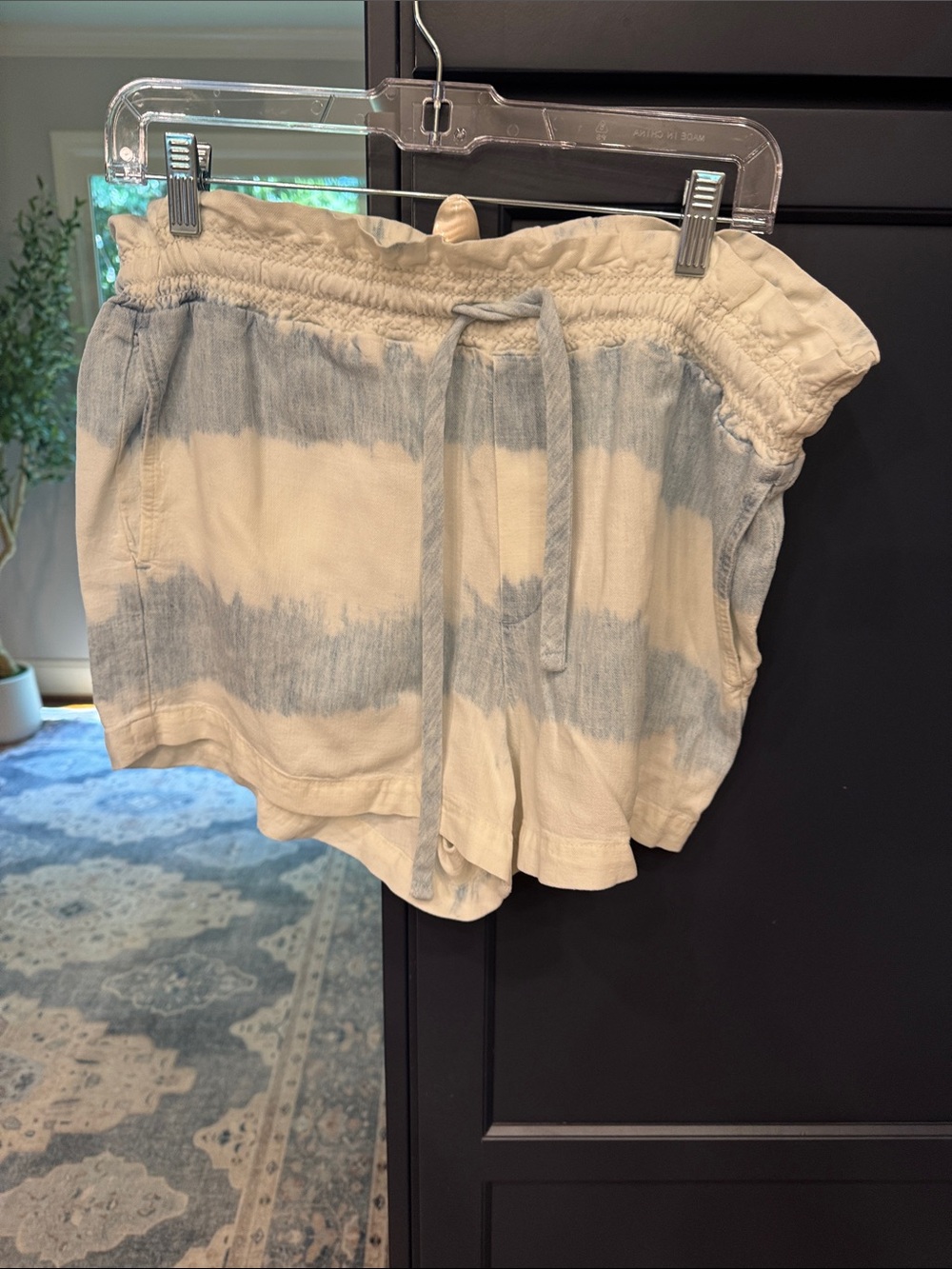 Bella Dahl shorts